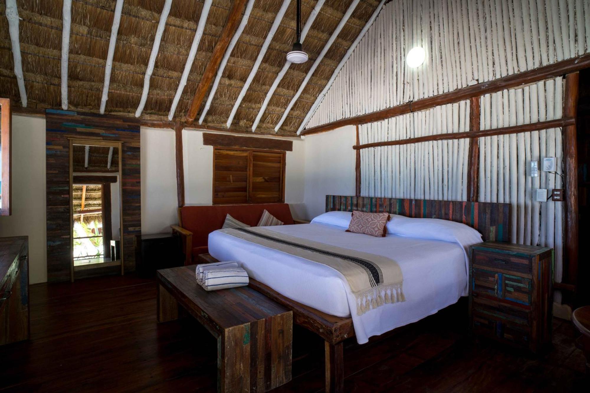 ホテル Bt Live Tulum Located At The Party Zone エクステリア 写真