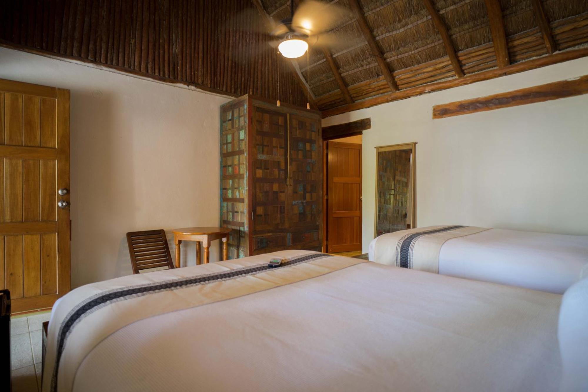 ホテル Bt Live Tulum Located At The Party Zone エクステリア 写真