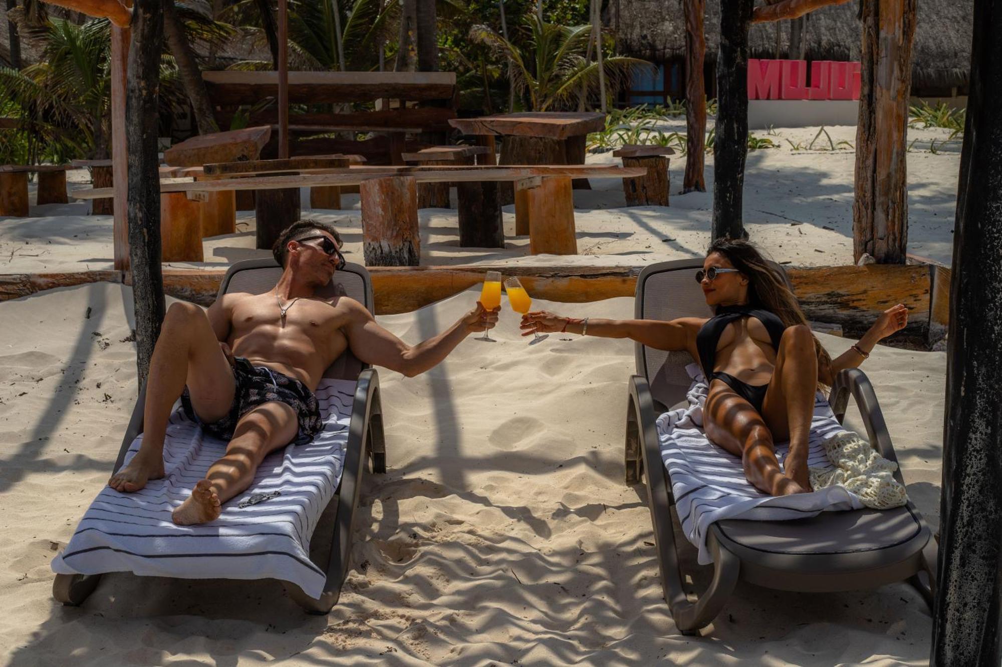 ホテル Bt Live Tulum Located At The Party Zone エクステリア 写真